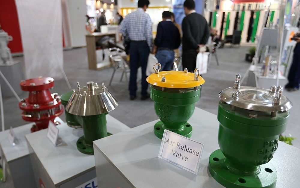 گشایش چهاردهمین نمایشگاه بین المللی نفت و انرژی در کیش گشایش چهاردهمین نمایشگاه بین المللی نفت و انرژی در کیش