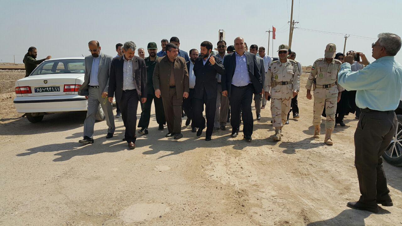 600 میلیون تومان اعتبار برای اجرای روشنایی پارکینگ شلمچه 600 میلیون تومان اعتبار برای اجرای روشنایی پارکینگ شلمچه