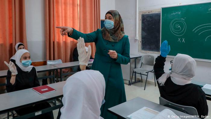 تدابیر بهداشتی در مدارس کشورهای مختلف جهان