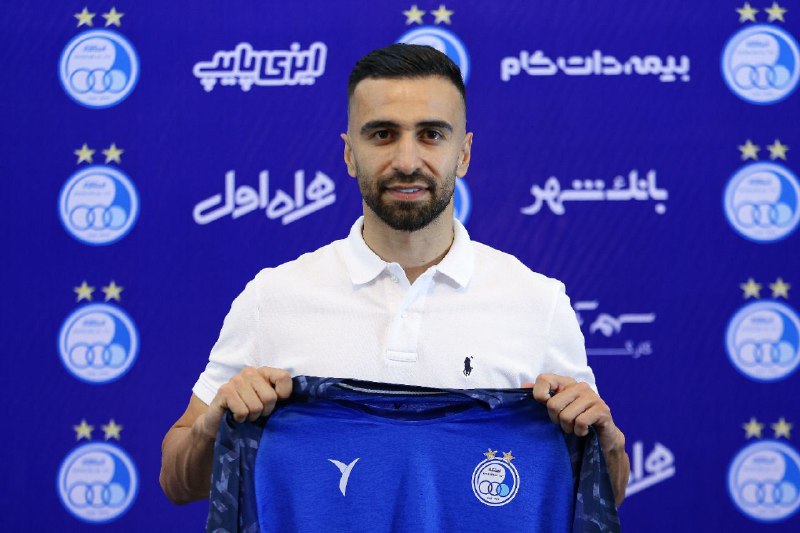 قرارداد مهاجم استقلال تمدید شد قرارداد مهاجم استقلال تمدید شد