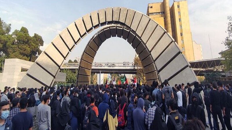 آمادگی ۵۰۰ دانشجوی دانشگاه امیرکبیر برای جنگ با آمریکا و رژیم صهیونی