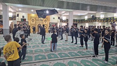 سوگواری و عزاداری عاشقان و شیفتگان امام حسین (ع) درمهاباد