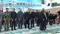 اقامه نماز ظهر عاشورا با حضور عزاداران حسینی در مهاباد