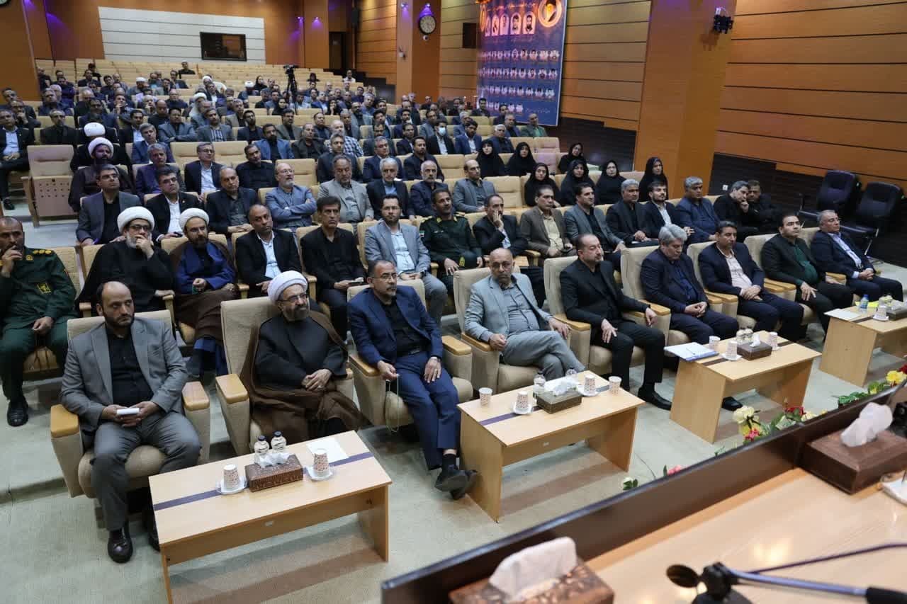 آغاز عملیات ریل گذاری راه آهن یونسی-بیرجند به چابهار، امسال