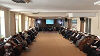 نـظـام سـیـاسـى اسلام بر پایه ولایت استوار است