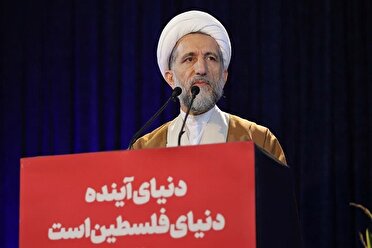 مردم همواره پشتیبان رهبری هستند + فیلم