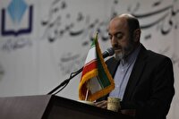 آموزش زبان فارسی در خارج از کشور باید براساس استاندارد‌های بنیاد سعدی باشد