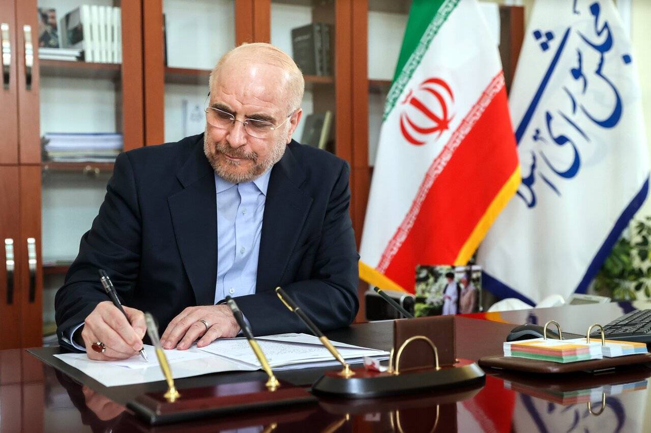 ***پیام تسلیت رئیس مجلس درپی درگذشت پدر دو شهید لشکر ۲۱ امام رضا (ع)